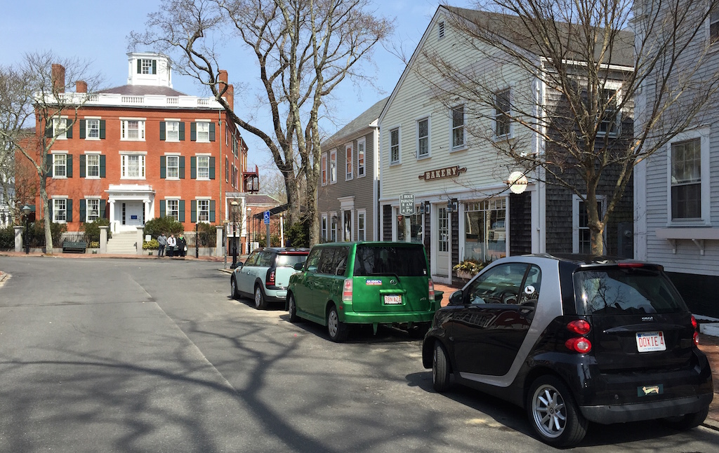 Nantucket08CenterSt.jpg