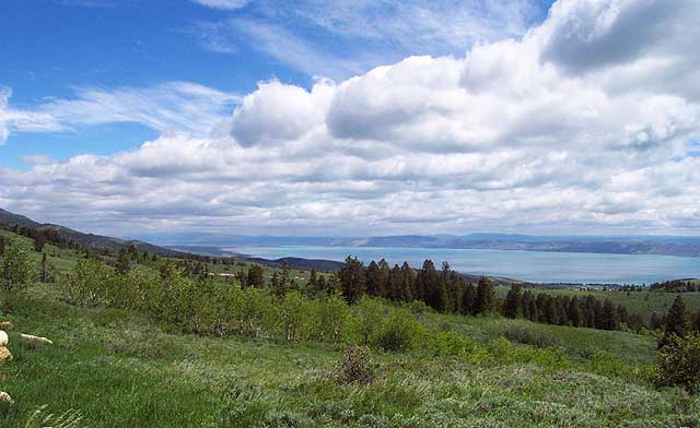 The colors seen at Bear Lake were as pretty as any tropical ocean!